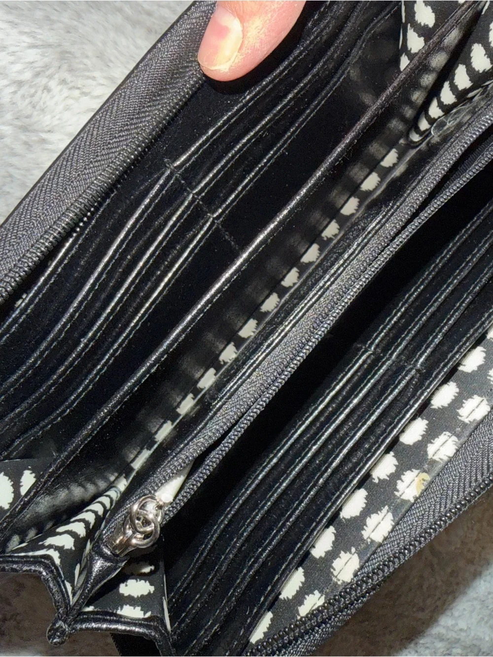 NWT Gigi Hill Geometric Print Zip Around Wallet Black Yellow